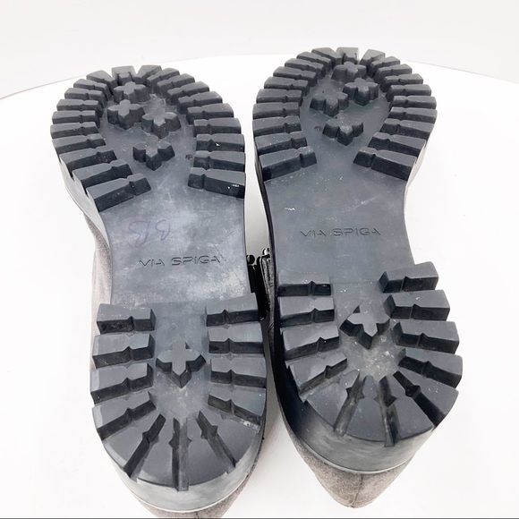 {Vis Spigia} Suede Fringed Loafers - Picture 9 of 16